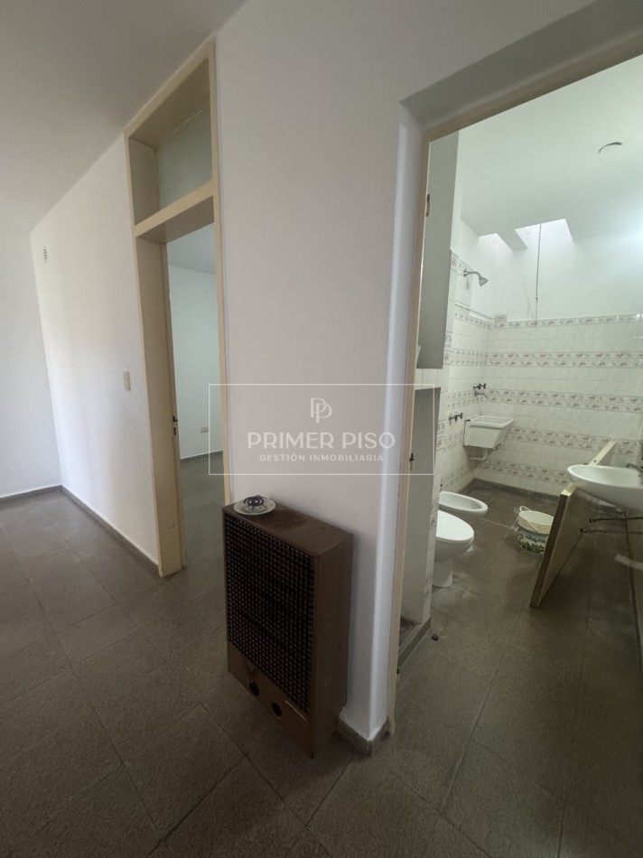 ALQUILER / DEPARTAMENTO INTERNO PLANTA BAJA