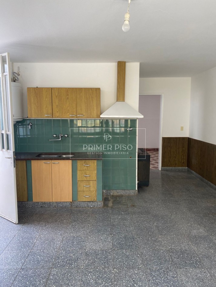 ALQUILER / BARRIO CENTRO / DEPTO 1 DORMITORIO
