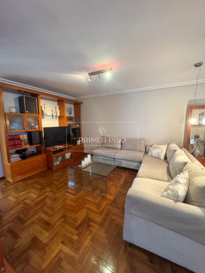 VENTA / HERMOSA CASA ZONA COSTANERA