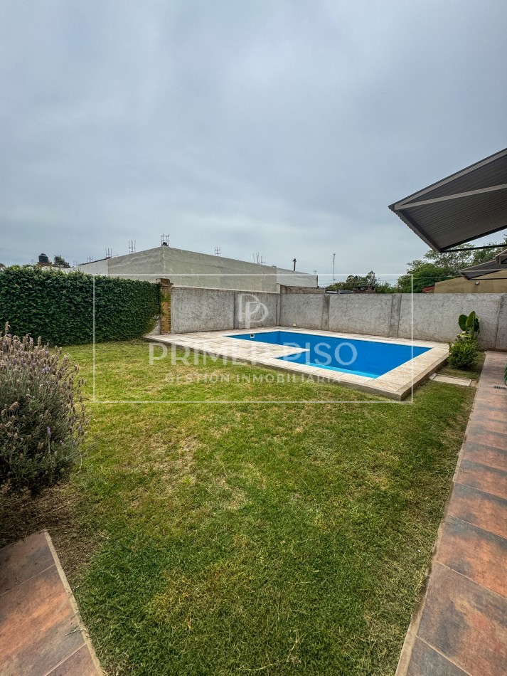 Casa en venta | Barrio Pinar de las Tejas, Villa Nueva