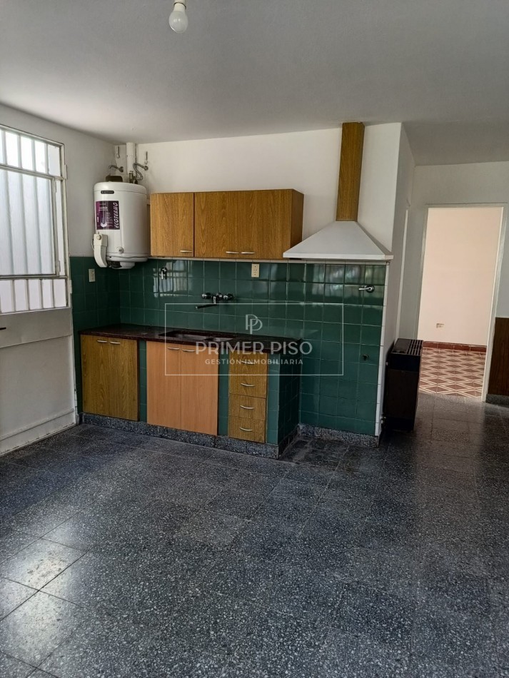 ALQUILER / BARRIO CENTRO / DEPTO 1 DORMITORIO