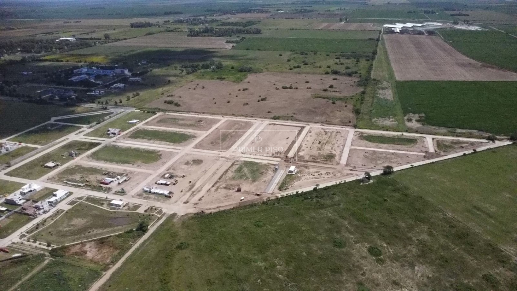 VENTA / LOTE / MARIAPOLIS 2