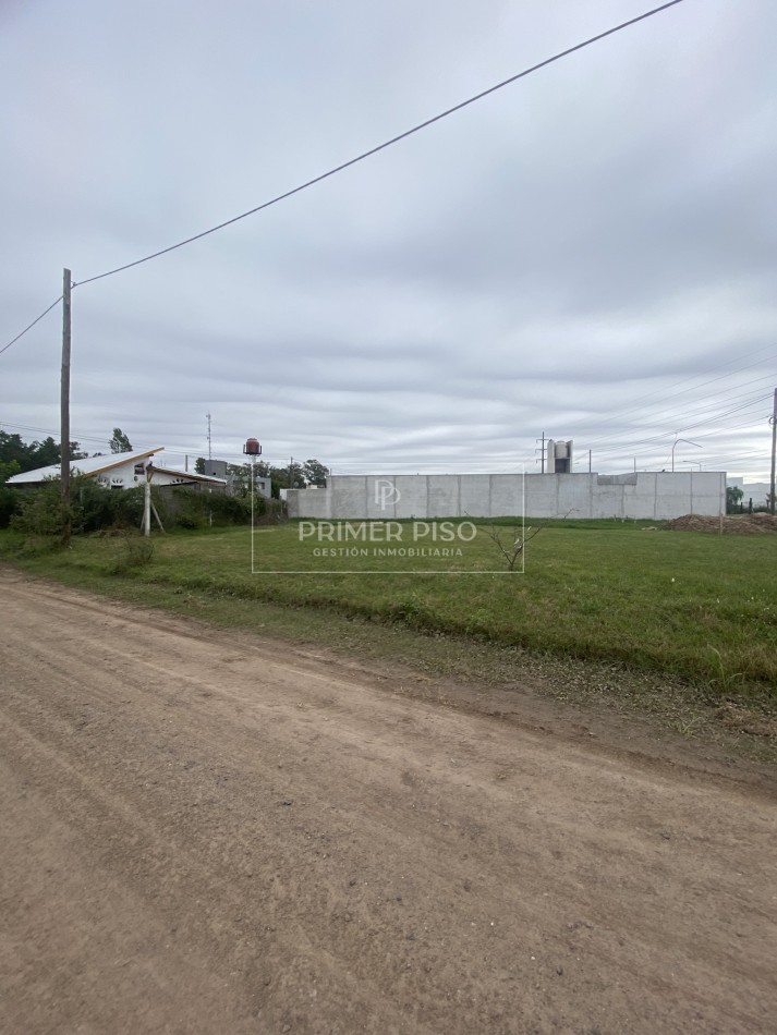 VENTA LOTE / CAMPOS DEL ESTE