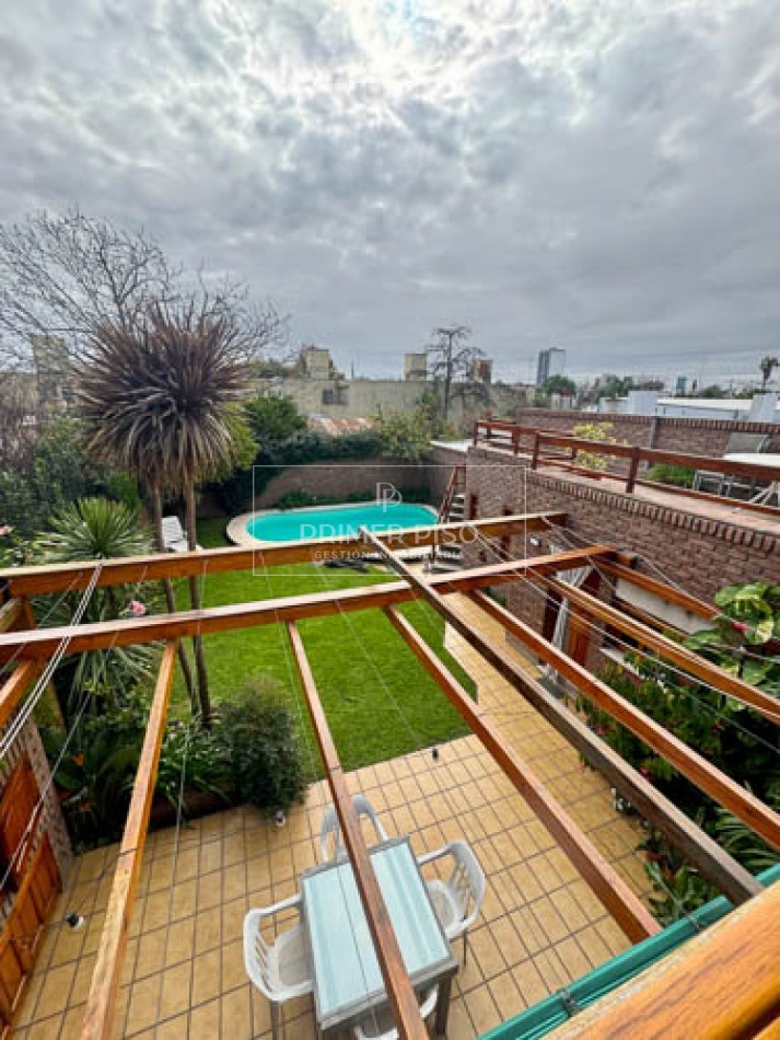 VENTA / HERMOSA CASA ZONA COSTANERA