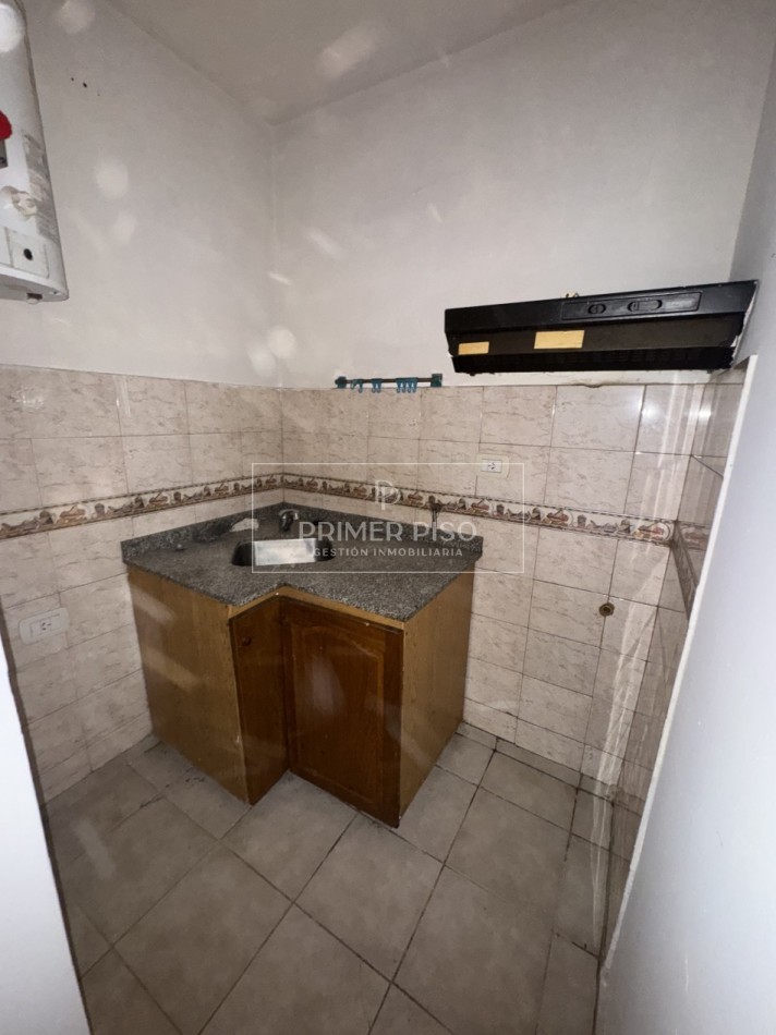 VENTA / DEPTO 1 DORMITORIO / CENTRO