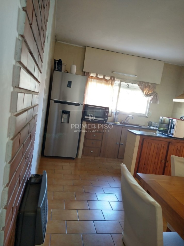 VENTA / CASA / BARRIO LAMADRID