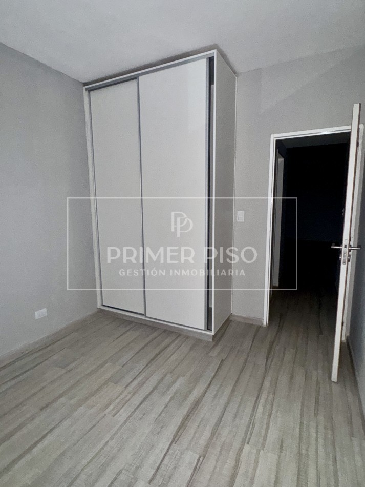 VENTA / DEPTO 2 DORMITORIOS / BARRIO CENTRO