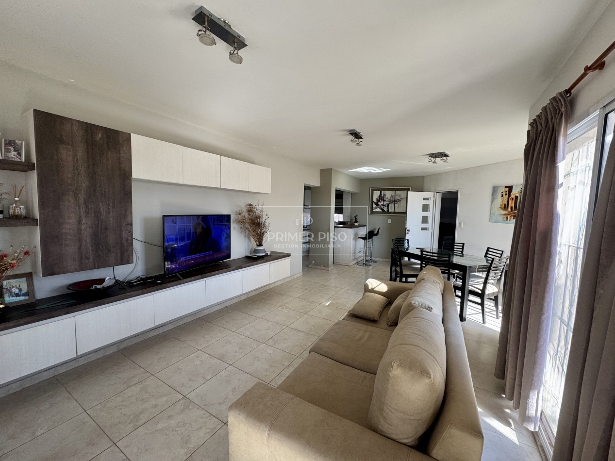 CASA / VENTA BARRIO CASALINDA