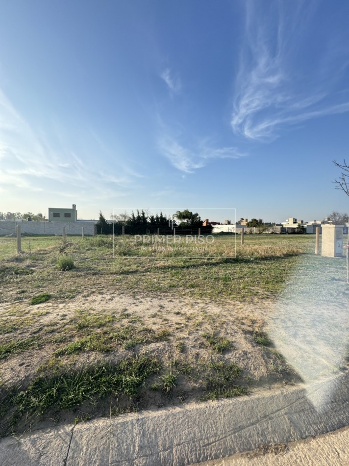 VENTA / LOTE / BARRIO NATALINA