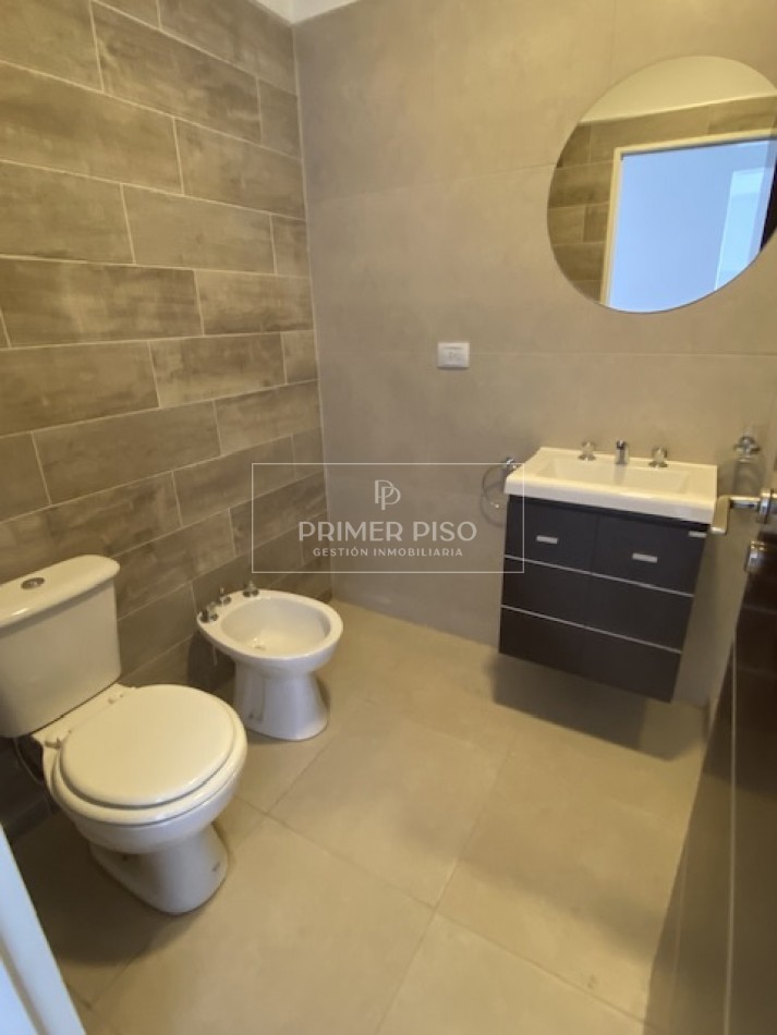VENTA / CASA / VILLA ALBERTINA