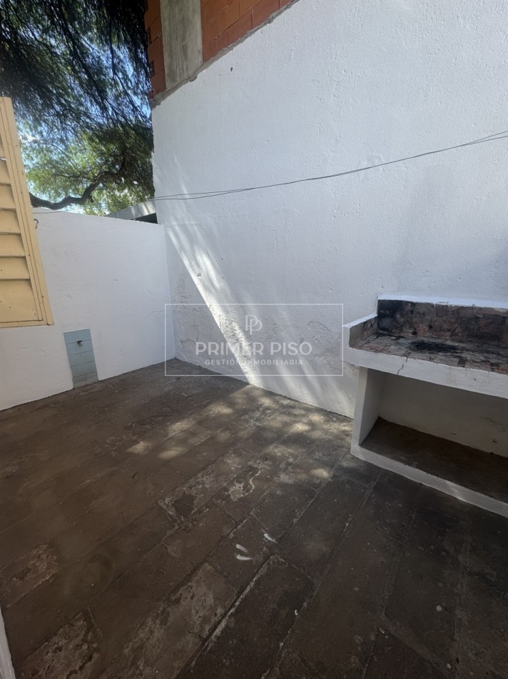 ALQUILER / DEPARTAMENTO INTERNO PLANTA BAJA