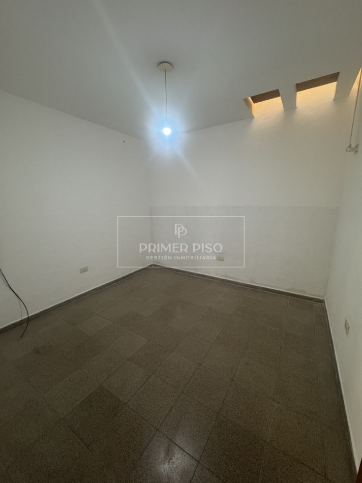 ALQUILER / DEPARTAMENTO INTERNO PLANTA BAJA