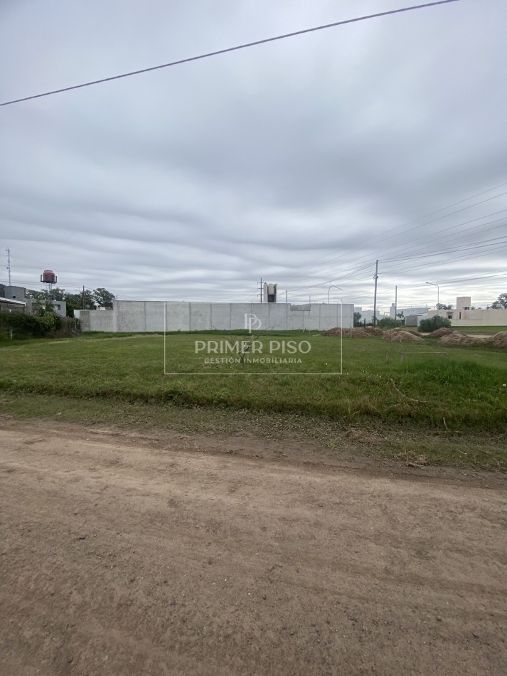 VENTA LOTE / CAMPOS DEL ESTE