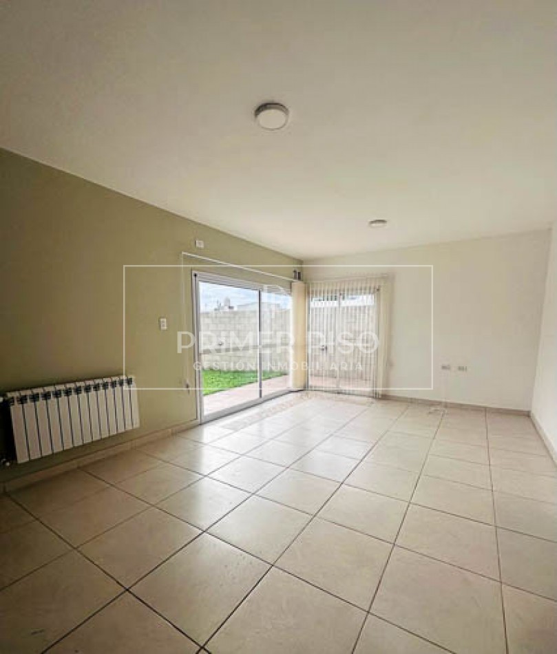 VENTA / CASA / BARRIO MIRADORES DEL GOLF