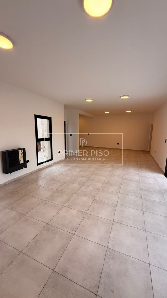 VENTA / CASA / BARRIO RAMON CARRILLO