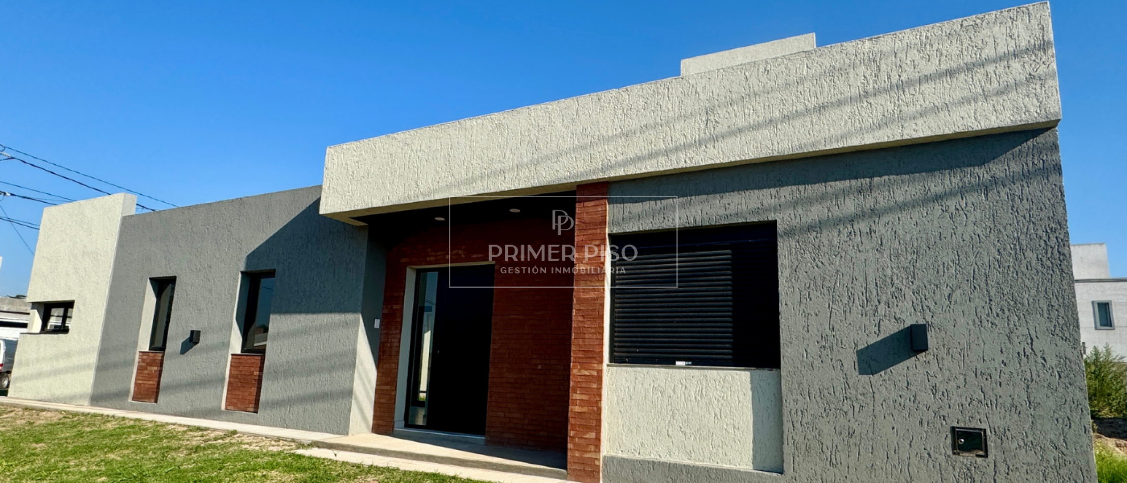 CASA A ESTRENAR EN BARRIO MIRAFLORES