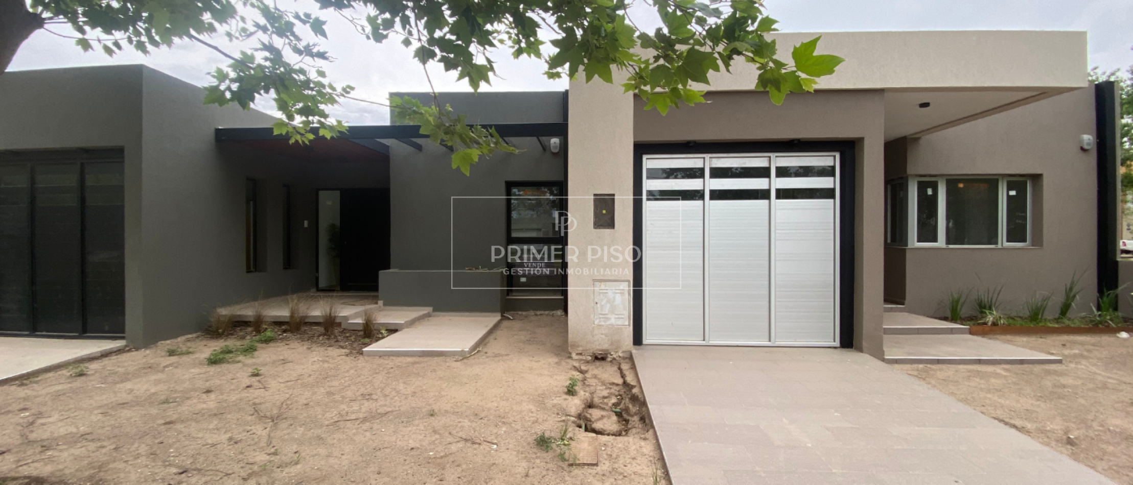 Casa a estrenar en venta | Barrio Jardines del Golf - Villa Nueva