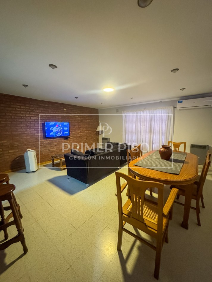 Casa en venta | Barrio Pinar de las Tejas, Villa Nueva