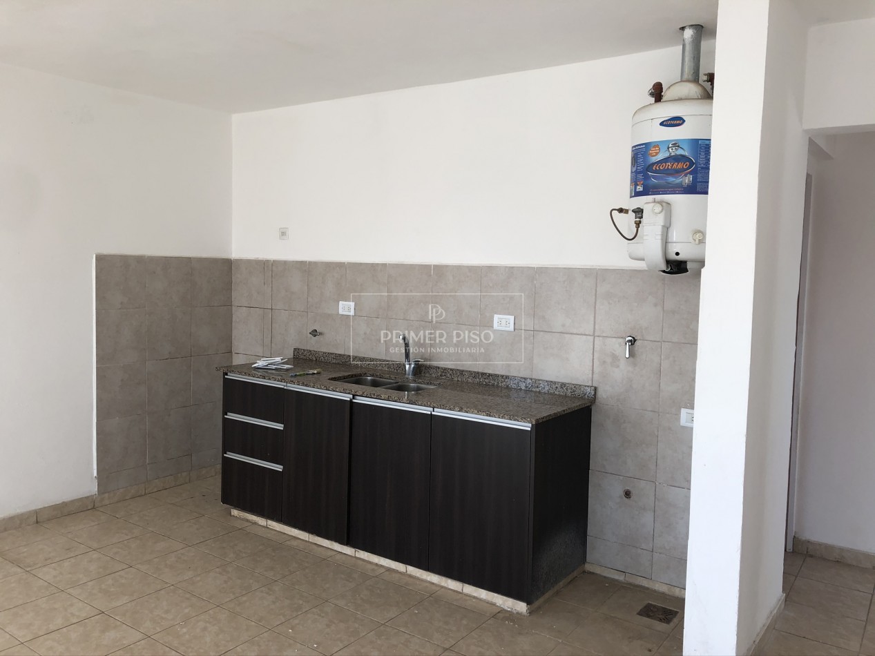 SE ALQUILA / DEPTO. 2 DORMITORIOS / BARRIO SAN JUAN BAUTISTA