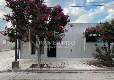 VENTA / CASA / BARRIO RIVADAVIA 